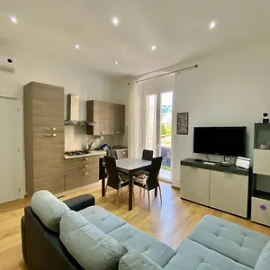 https://domvs-v-terrae.hotelitalianriviera.com